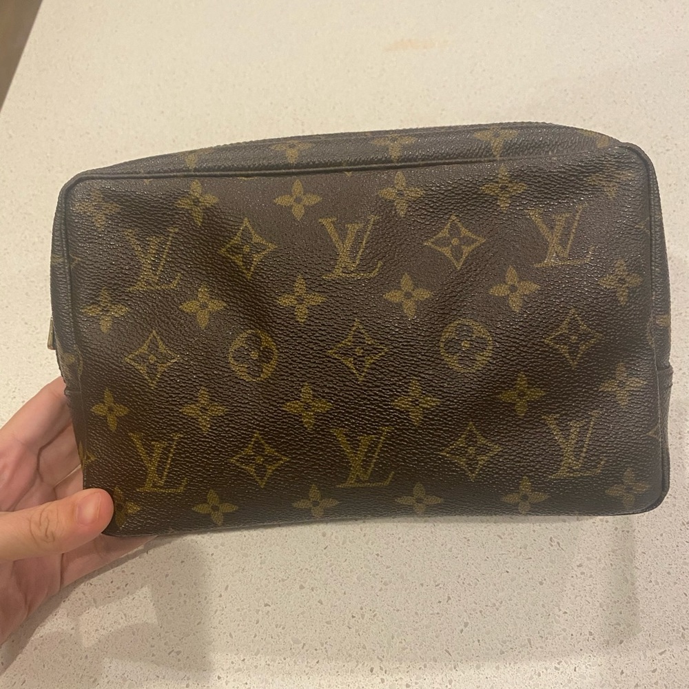 Vintage Louis Vuitton Trousse 28